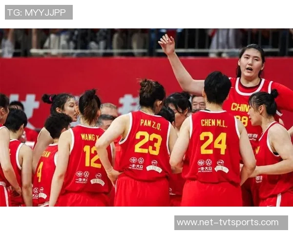 中国女篮热身赛初探：三人表现不佳两人需调整三人展现领袖潜力